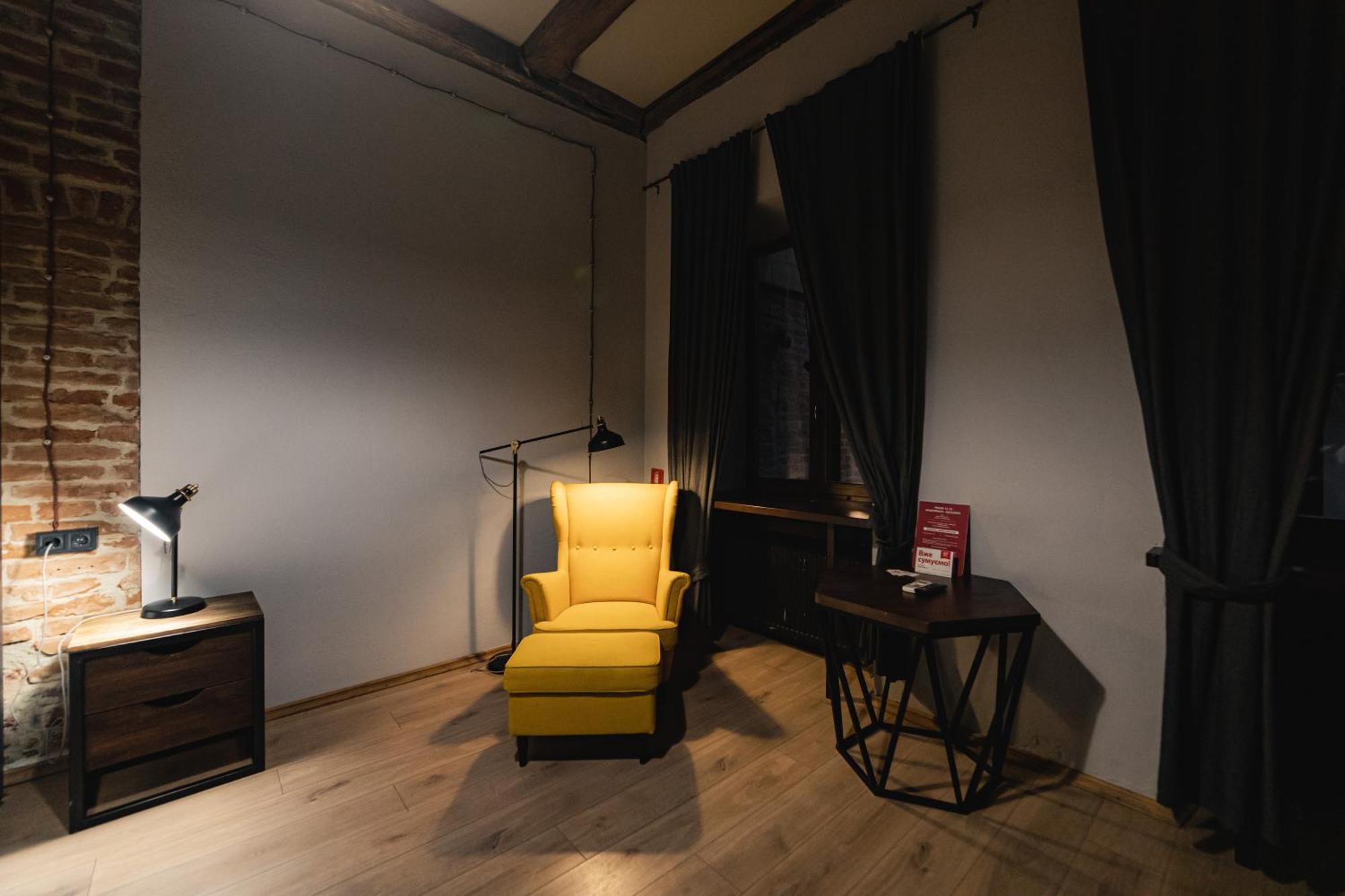 Apartments Justlvivit At The Rynok Square エクステリア 写真