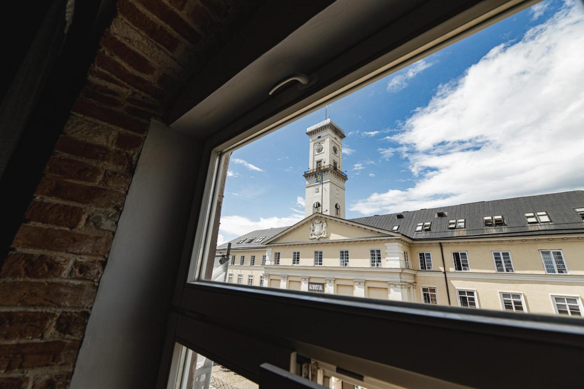 Apartments Justlvivit At The Rynok Square エクステリア 写真