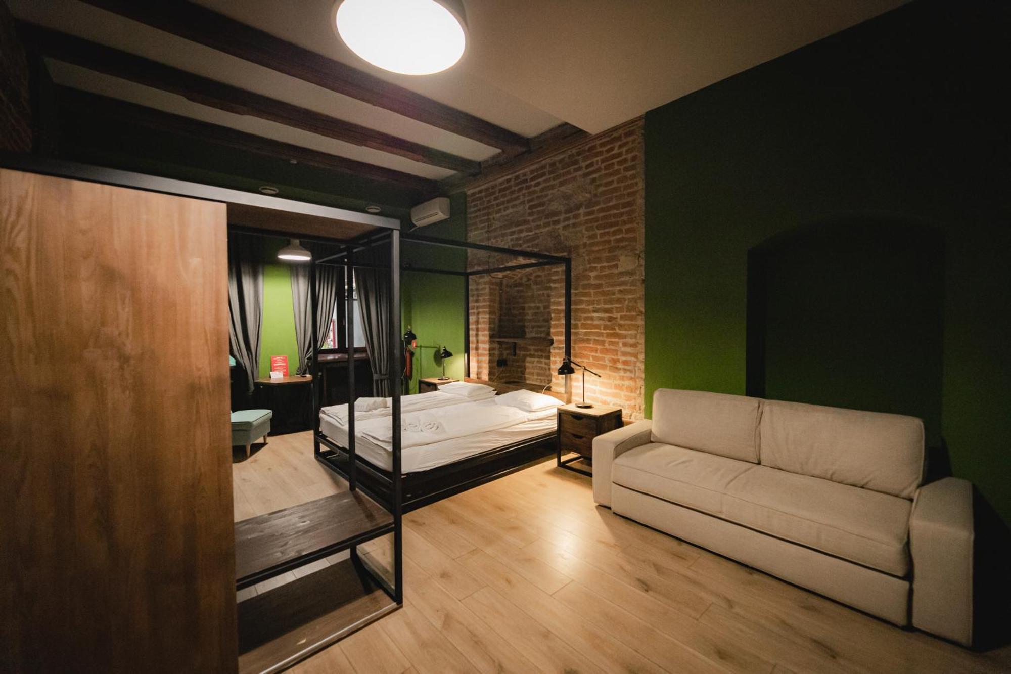 Apartments Justlvivit At The Rynok Square エクステリア 写真