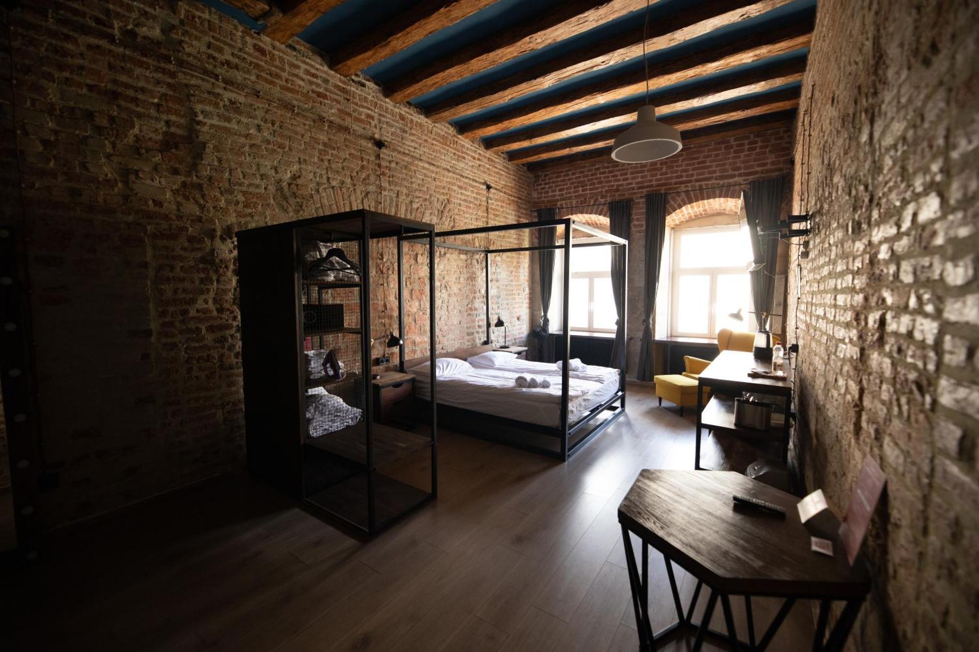 Apartments Justlvivit At The Rynok Square エクステリア 写真