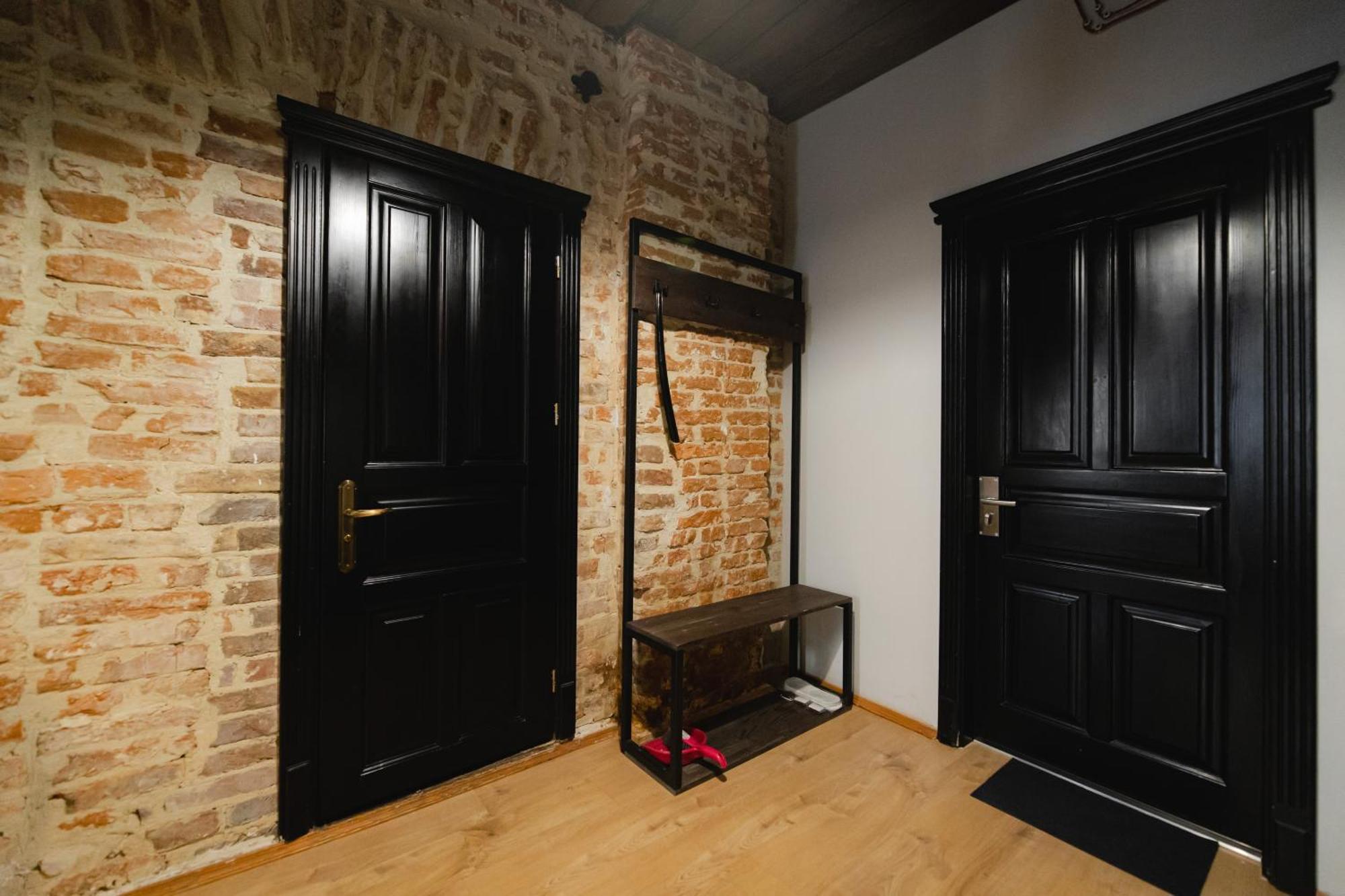 Apartments Justlvivit At The Rynok Square エクステリア 写真