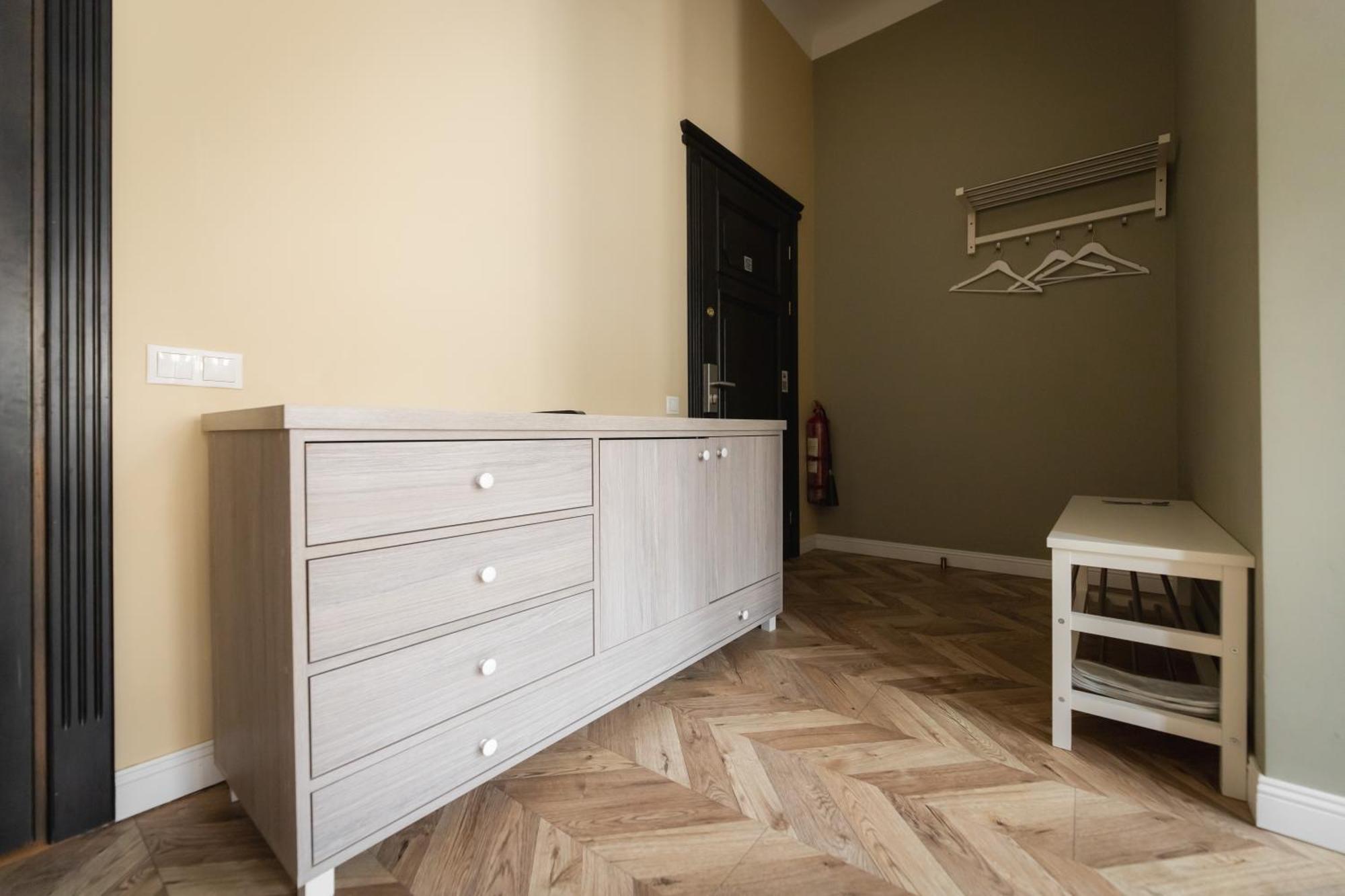 Apartments Justlvivit At The Rynok Square エクステリア 写真