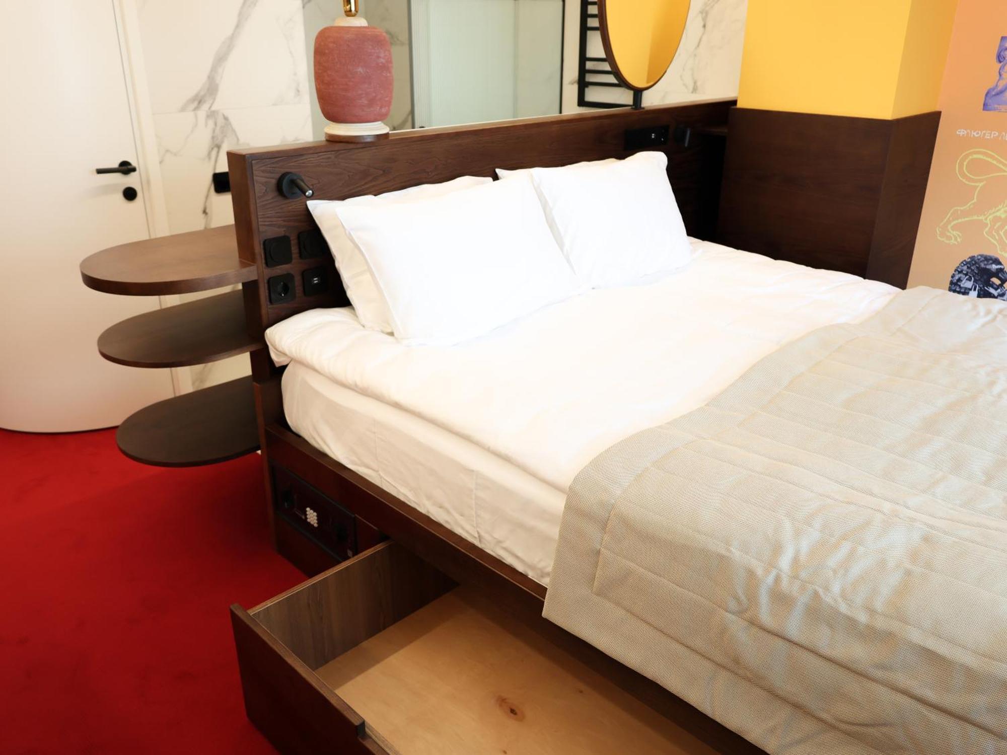 Apartments Justlvivit At The Rynok Square エクステリア 写真